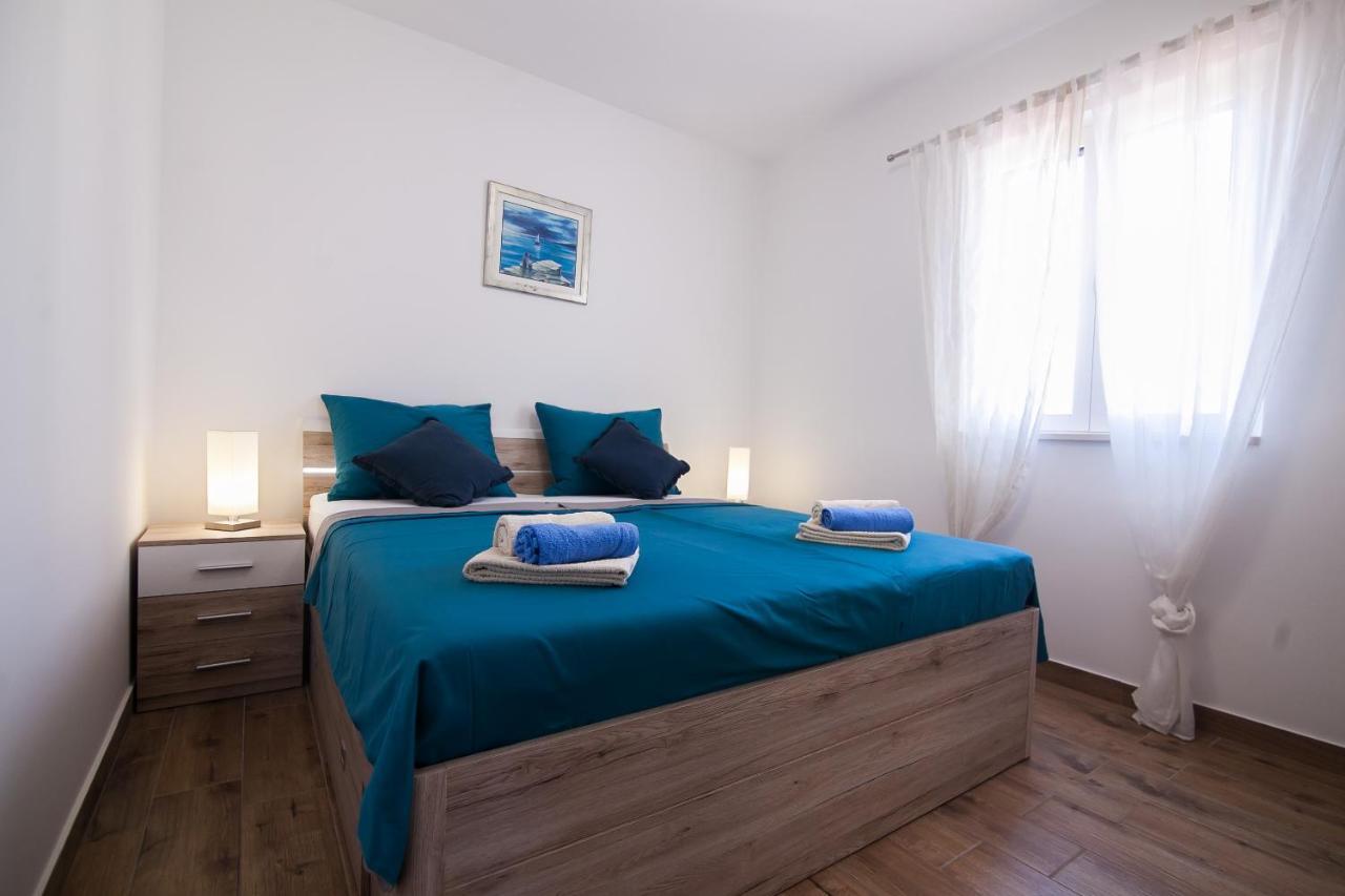 Family Apartments Brach 볼 외부 사진