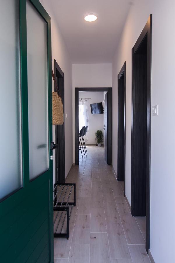 Family Apartments Brach 볼 외부 사진