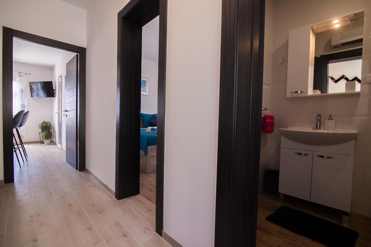 Family Apartments Brach 볼 외부 사진
