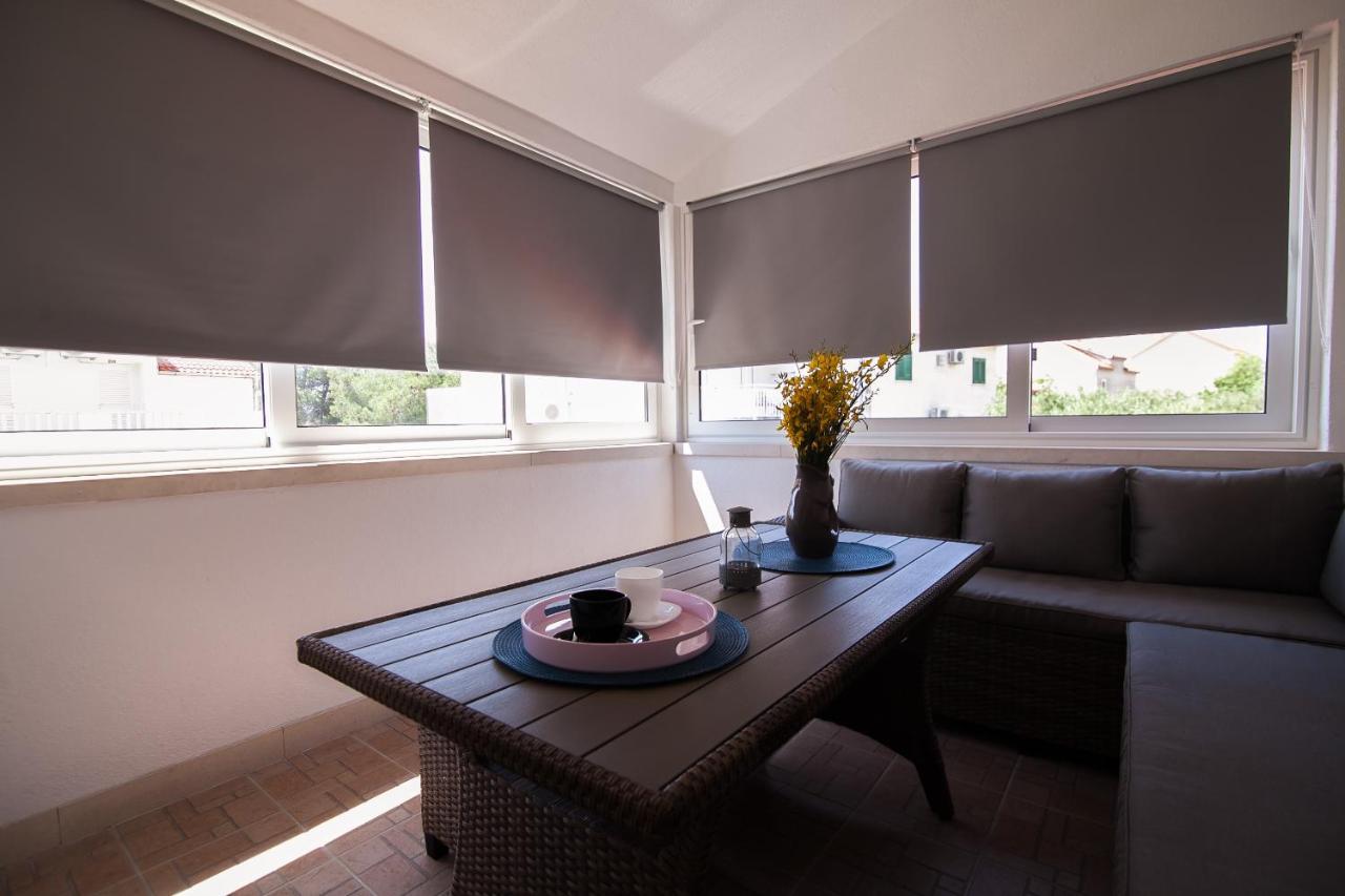 Family Apartments Brach 볼 외부 사진