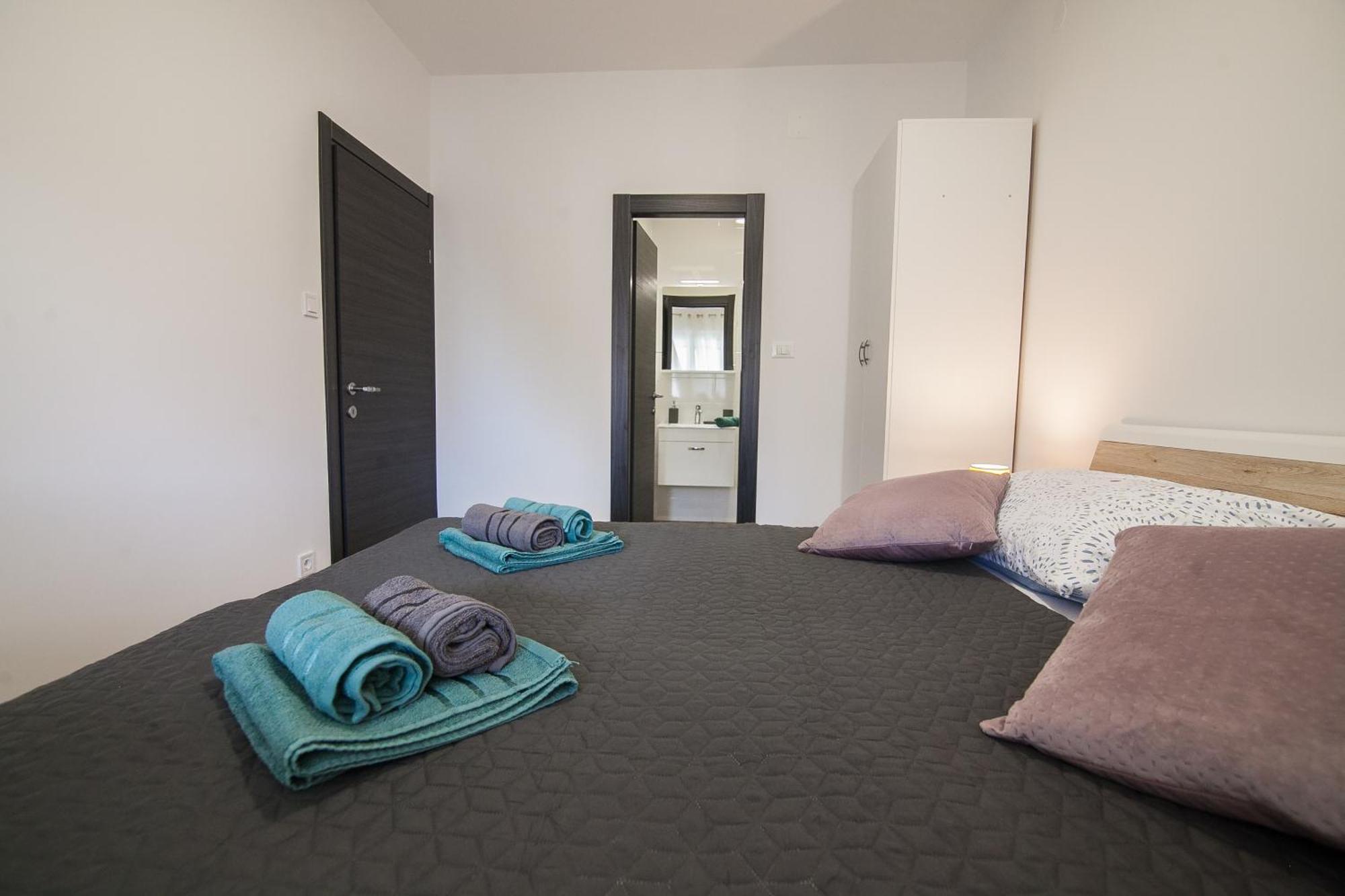 Family Apartments Brach 볼 외부 사진