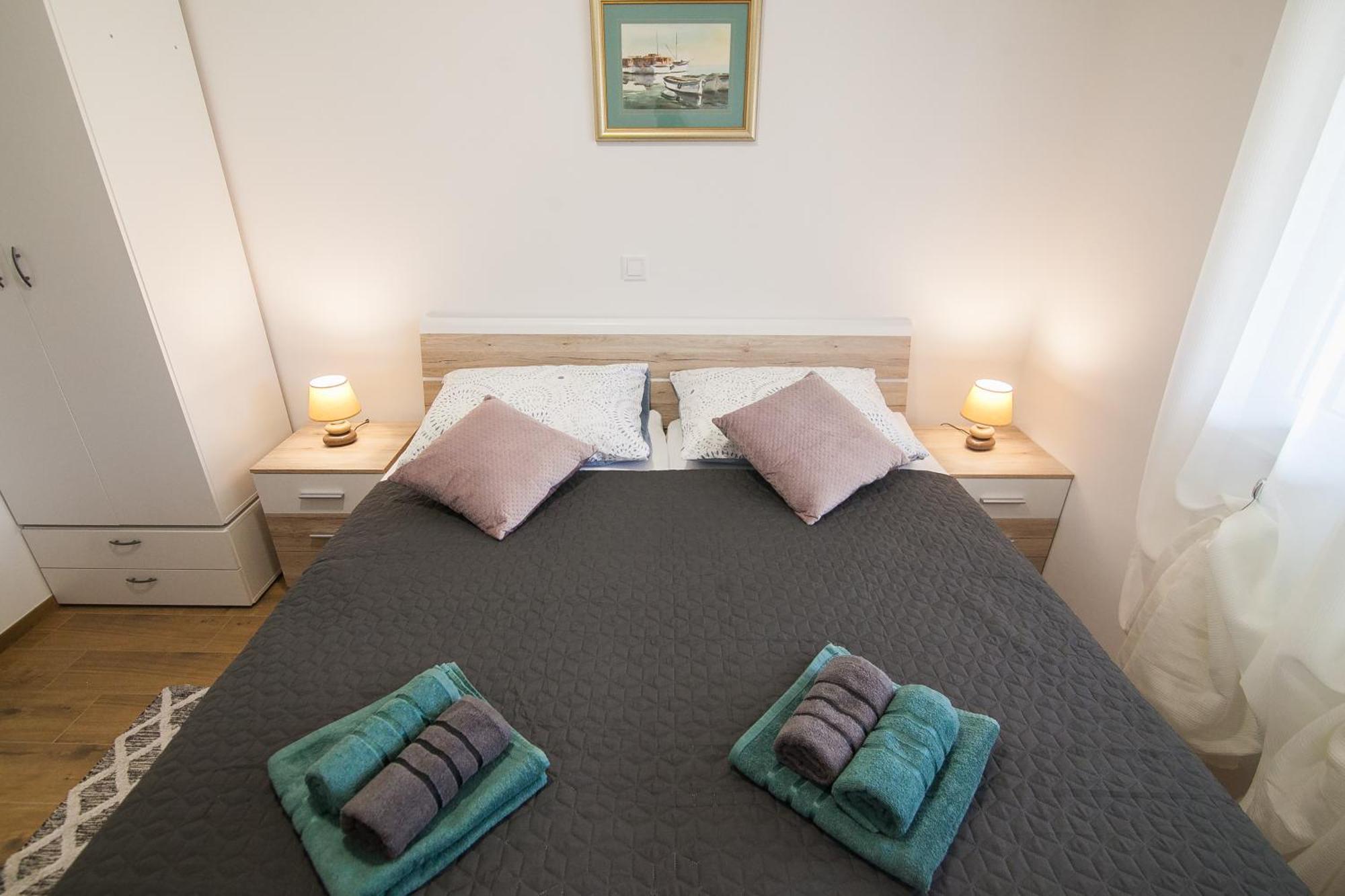 Family Apartments Brach 볼 외부 사진